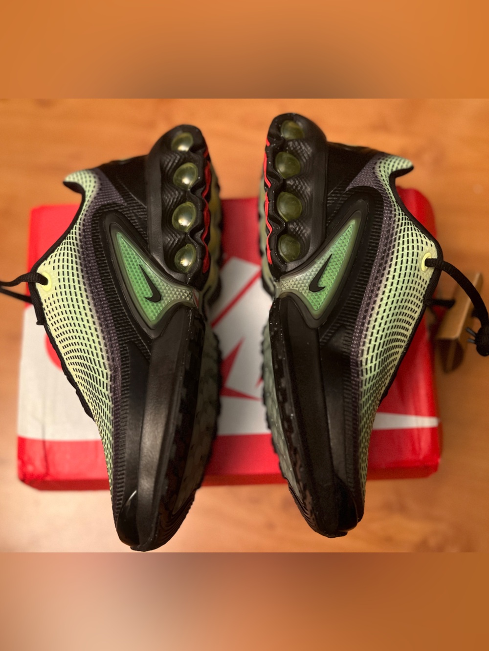 Nike air max DN 5Y or 6 women’s or men’s 5 new with box damage